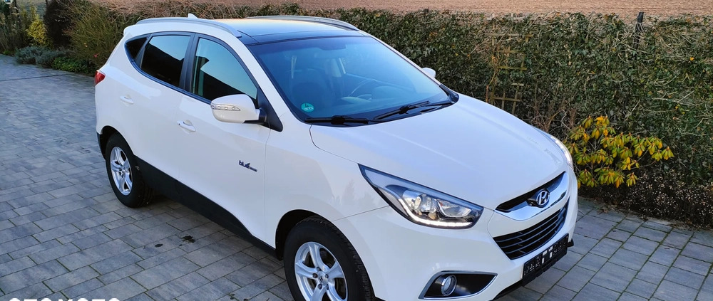 Hyundai ix35 cena 50000 przebieg: 150000, rok produkcji 2014 z Szczawnica małe 301